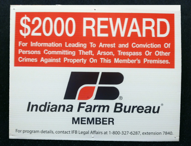 $2,000 Reward Signs